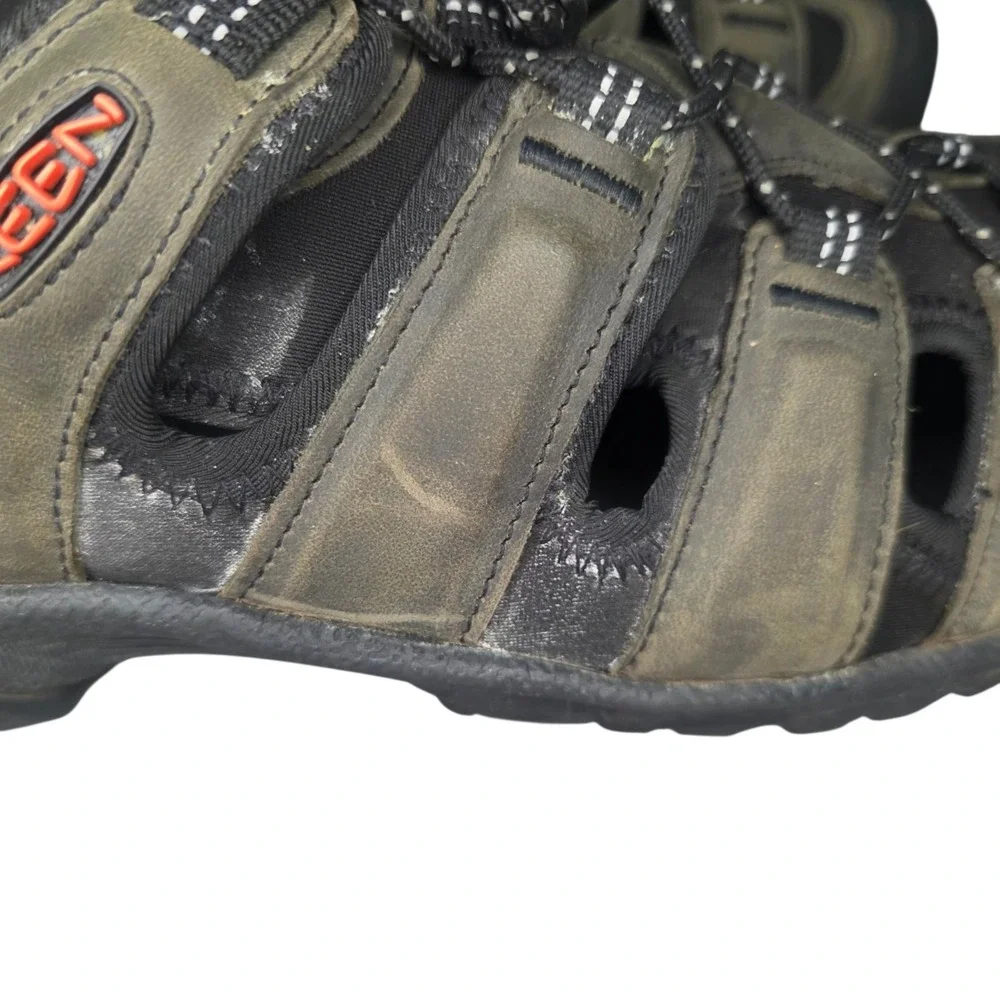 KEEN Targhee III Mens 9.5 Olive Green Waterproof Leather Hiking Sandals